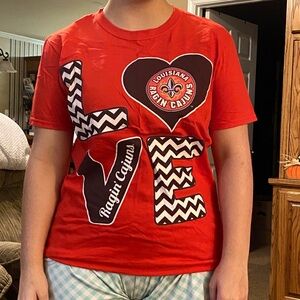 Gildan Red Graphic Tee - Short Sleeve